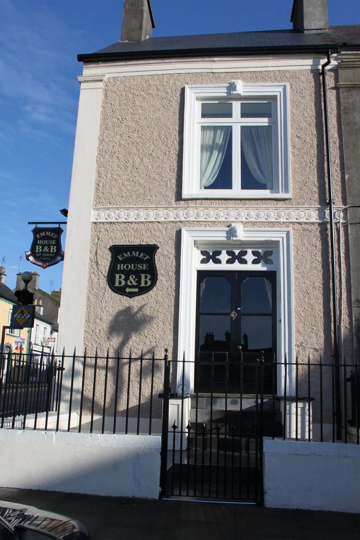 Emmet House Birr